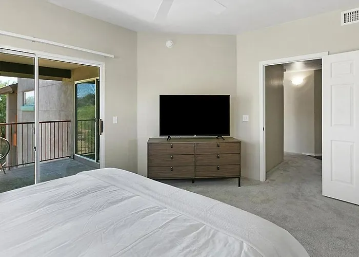 Landing - Modern With Amazing Amenities Tucson