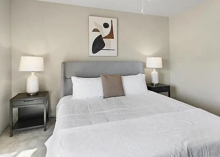 Apartment Landing - Modern With Amazing Amenities Tucson